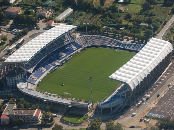 Stade Armand Césari