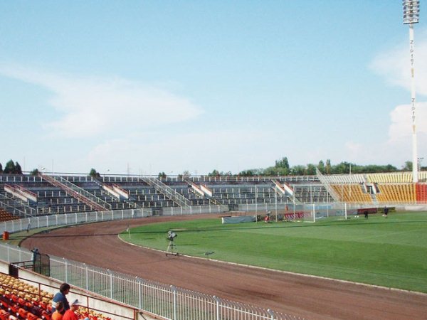 Gy?ri ETO Stadion (old)