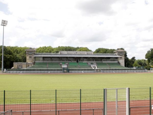 Stade de la Courneuve (Marville)