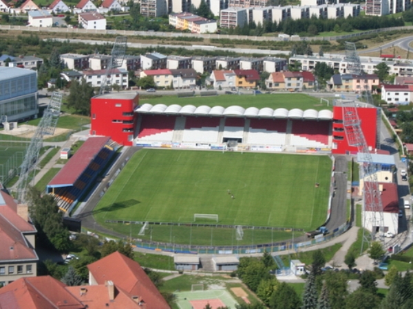 Stadion v Jiráskov? ulici